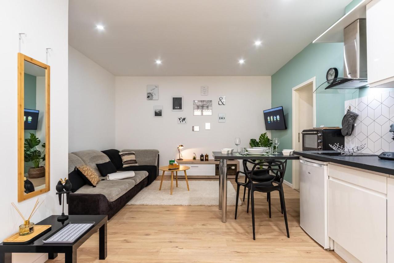 Les Huisselets 4 Apartment Montbeliard Exterior photo